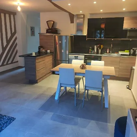 L De La Place Ste Catherine * オンフルール