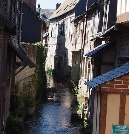 L De La Place Ste Catherine Appartamento Honfleur